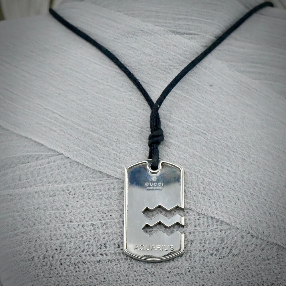 Gucci 925 Sterling Silver Aquarius Zodiac Dog Tag Pendant 20" Cord Necklace